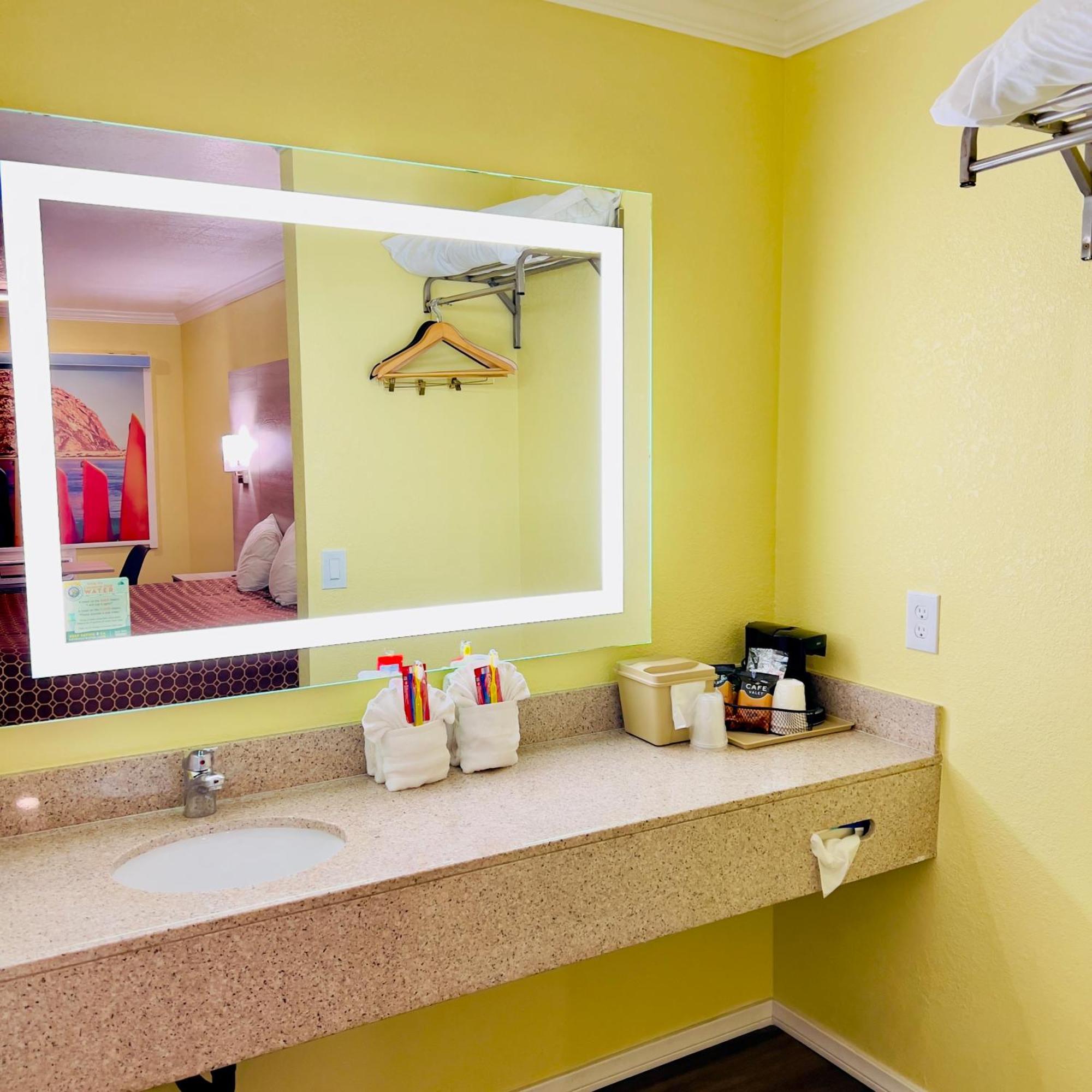 Morro Bay Beach Inn エクステリア 写真